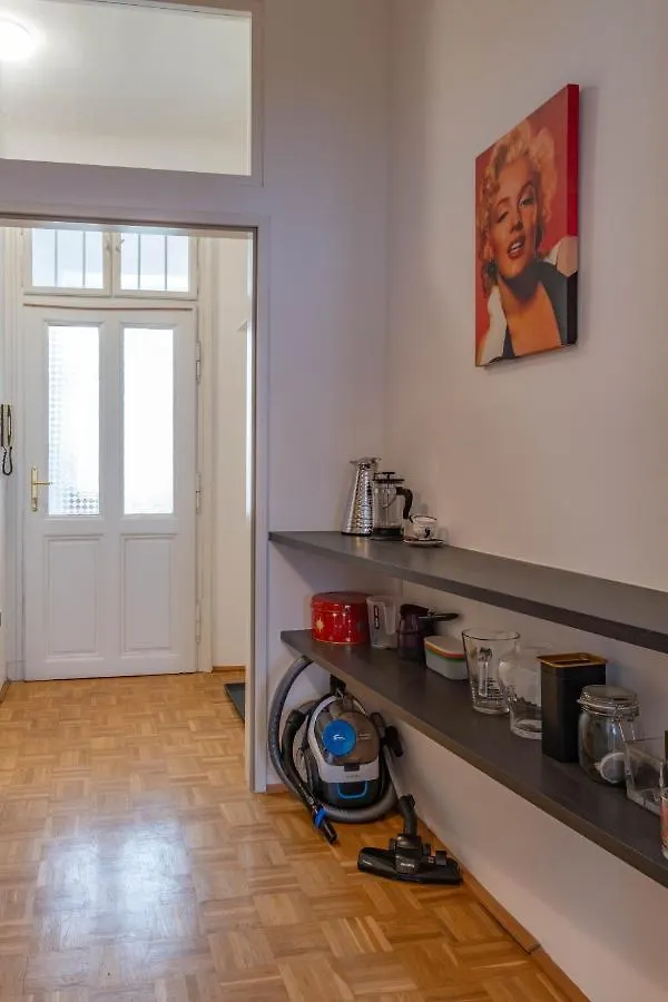 Maple Avenue Apartments Vienna Austria